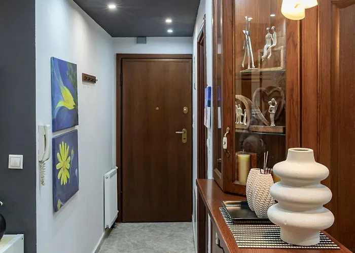 Arthaus Gallery *