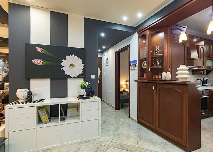 Arthaus Gallery *