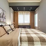 Apartment Arthaus Gallery